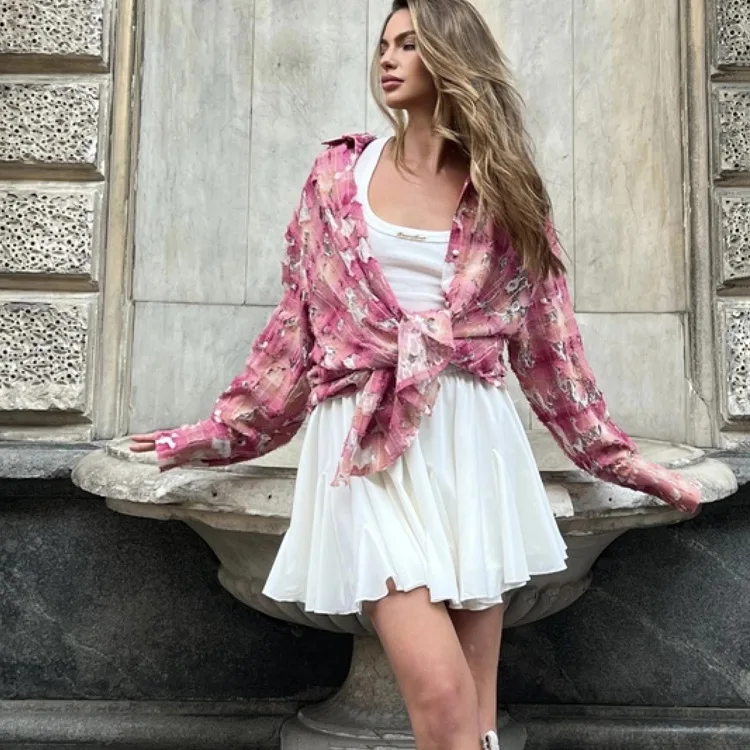 

2026 Spring and Autumn New Ripped Design Pink Plaid Shirt Women's Lapel Long Sleeve Cardigan Versatile Top