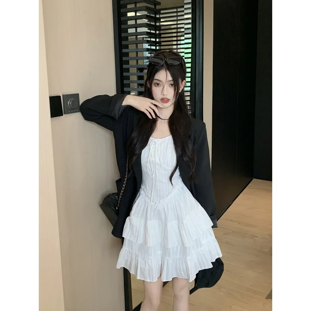 korean fashion mini dress Introducing Ga young Floral Korean Style Mini Dress Perfect for Summer!   Key features:  Design perfect for hot weather  It has adjustable  shoulder straps  The garterized back shape the