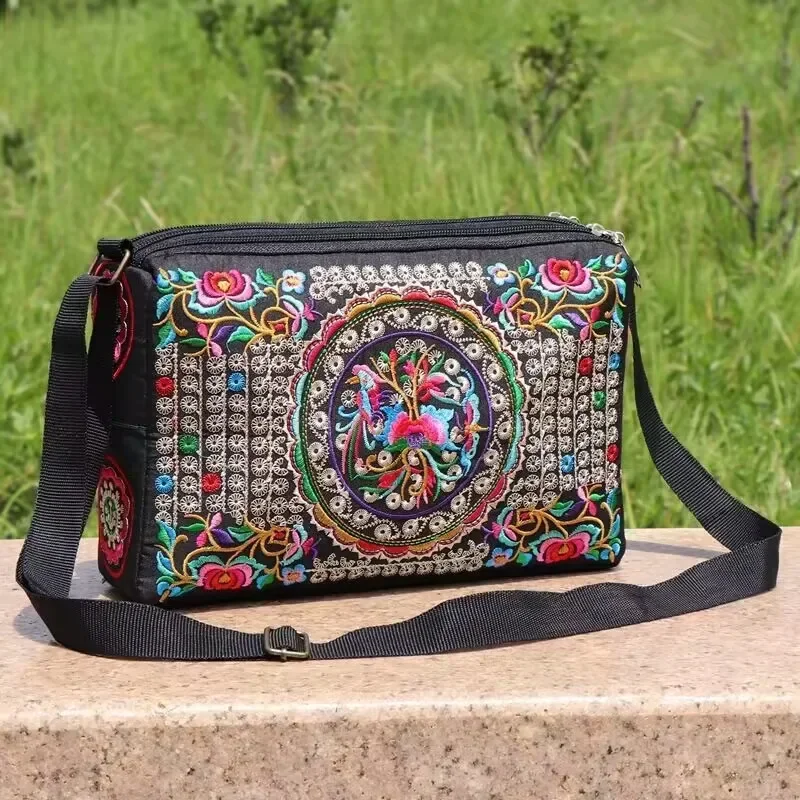 Bolso cruzado con flores bordadas para mujer, bandolera de lujo de gran capacidad, monedero informal de viaje, 2023