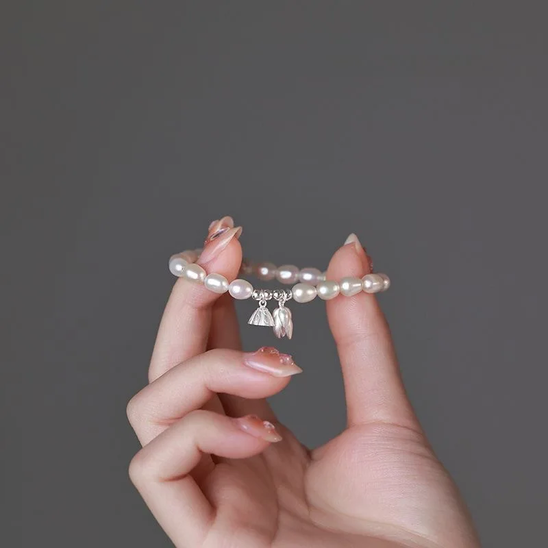 French Retro Imitation Pearl Lotus Seedpod Handmade Bracelet for Women Light Luxury Unique Niche Joyful Bead Bracelet Wholesale