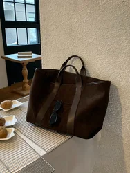 Sac à main en daim vintage de grande capacité pour femme, fourre-tout chic coréen, sacs à main décontractés, mode simple et assortie, 2024