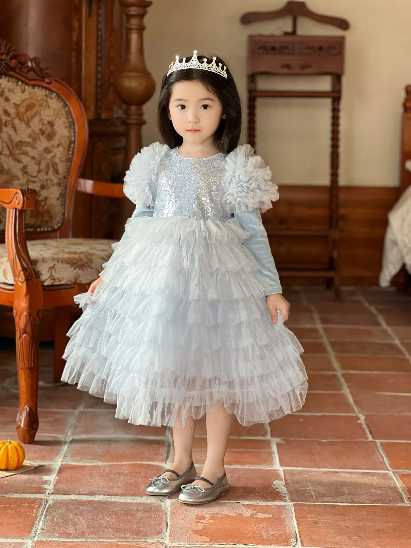 Girls\' Sequin Dress 2024 New Blue Gradient Color Pompadour Dress Child Ceremony Birthday Party European Style Princess Dresses