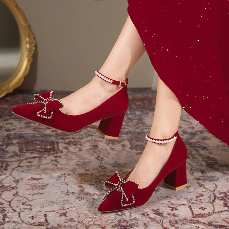 Red Crystal Wedding Pumps Women Pointed Toe Rhinestone Bowtie Bride Shoes for Wedding 2024 Luxury Pearls Ankle Strap Pumps Woman