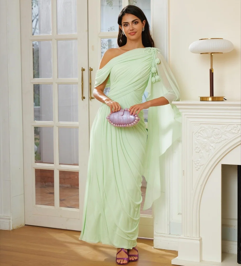 

Индивидуальные зеленые вечерние платья в современном стиле из шифона с плиссировкой, ручной вышивкой цветами и кисточками, прямого кроя, на одно плечо, длиной до щиколотки