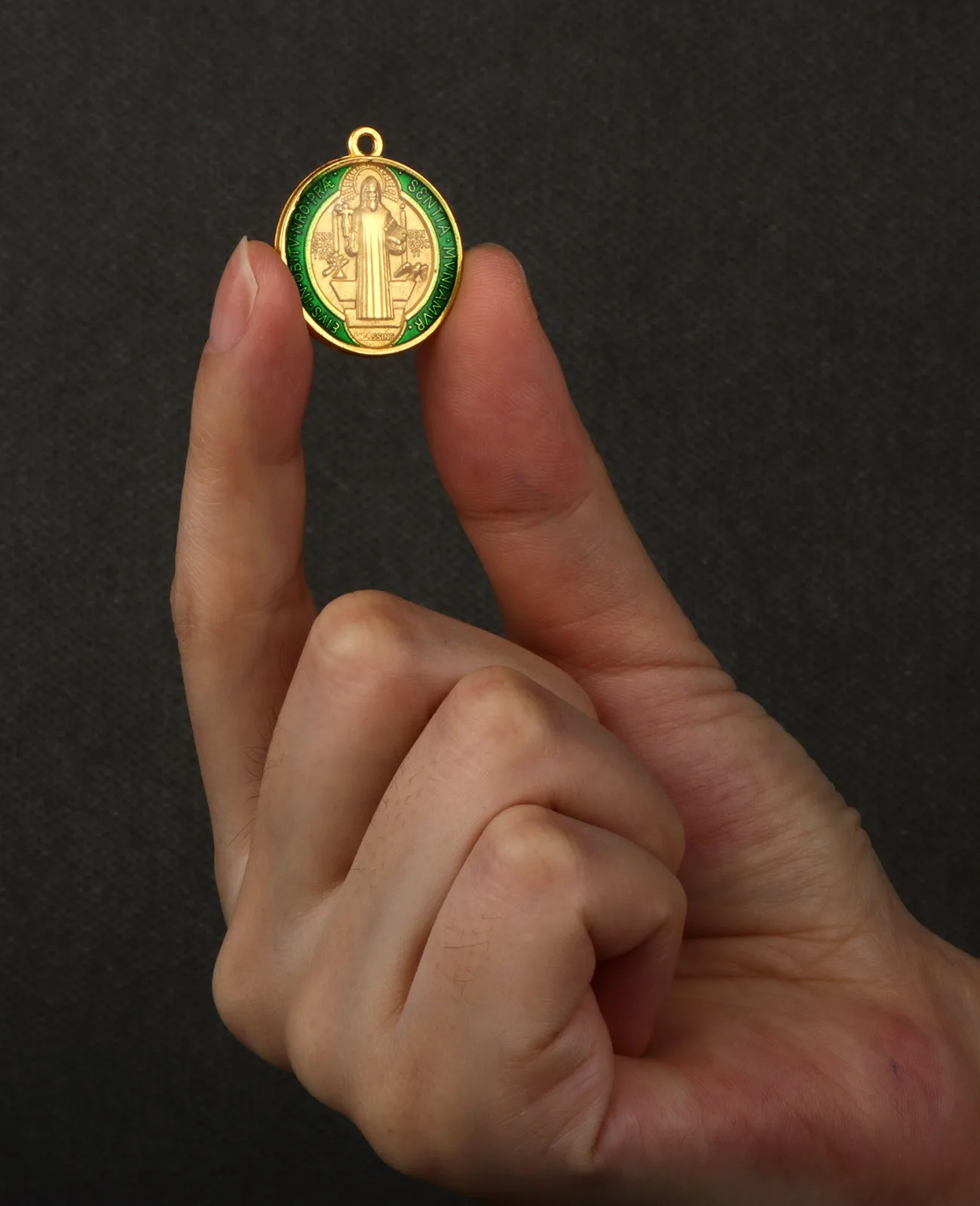 5Pcs Christian Exorcism St.Benedict Pendants Enamel Round CSPB Saint Benedict Cross Medal Charms Jewelry Accessories