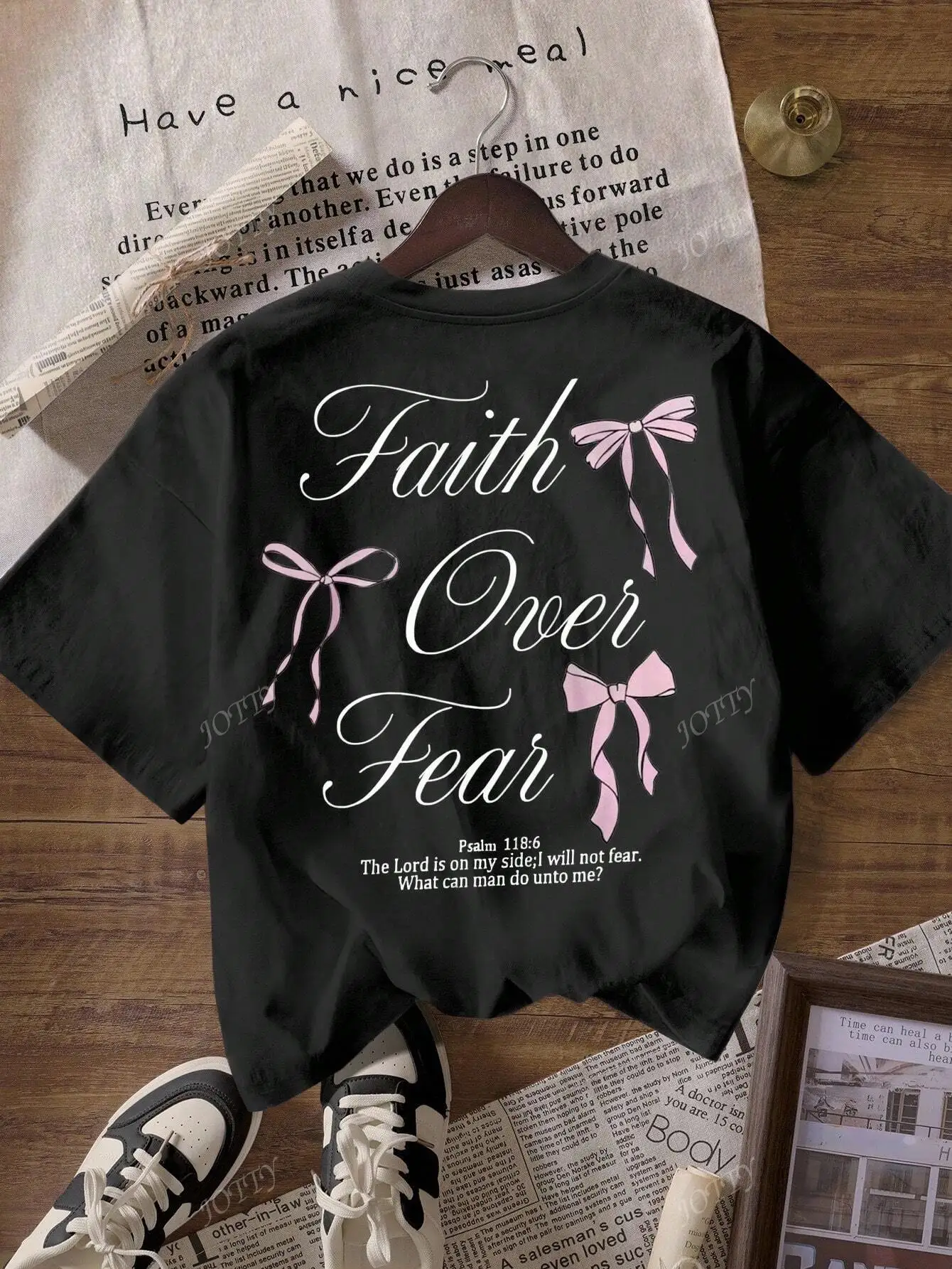 Camiseta feminina de manga curta estampada plus size, solta e casual, macia, confortável e respirável, esportes ao ar livre