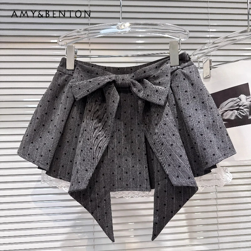 

Корейская оригинальная дизайнерская темно-серая женская короткая юбка 2026 года, весенняя, в стиле Sweet Cool Hot Girl, с бантом, в горошек, плиссированная, для женщин