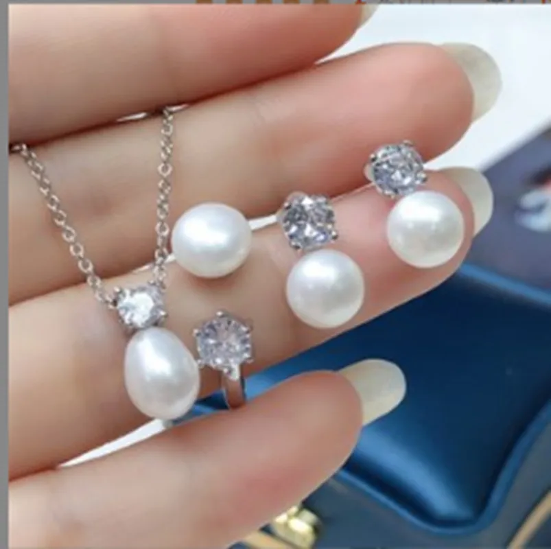 

Natura 7-8mm White Pearl 18KGP Inlay Zircon Pendant Necklace Ring Earrings Set