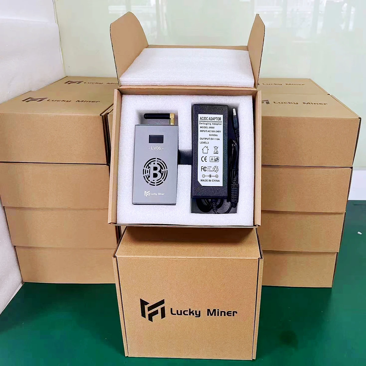 Free Shipping New BTC Solo Lottery Lucky Miner Lv06 500G 12W ( With PSU ) Bitcoin Solo Mine Have a Chance To Get 6.51 BTC