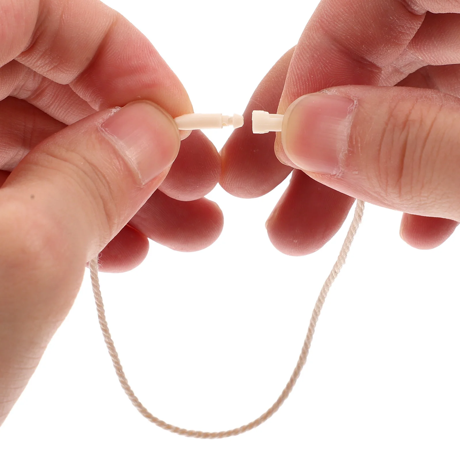 

200Pcs Hanging Tag String Durable Garment Tag Fastener for Clothes Price Label String Accessories Shop Clothes Tags