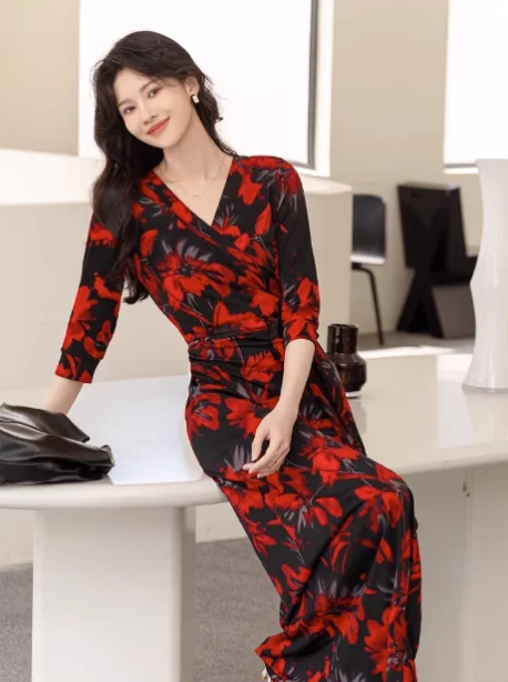 Pg Dvf Long Slim Fi… - image