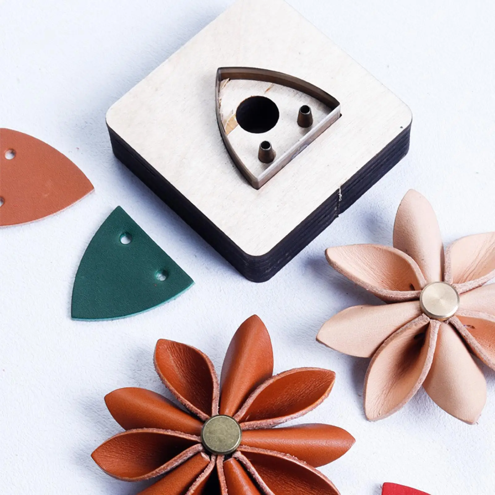 

Punching Template Leather Cutting Casting Flower Tailor Simple to Use Sturdy Handcraft Leather Cutting Die Die Cutting Knife