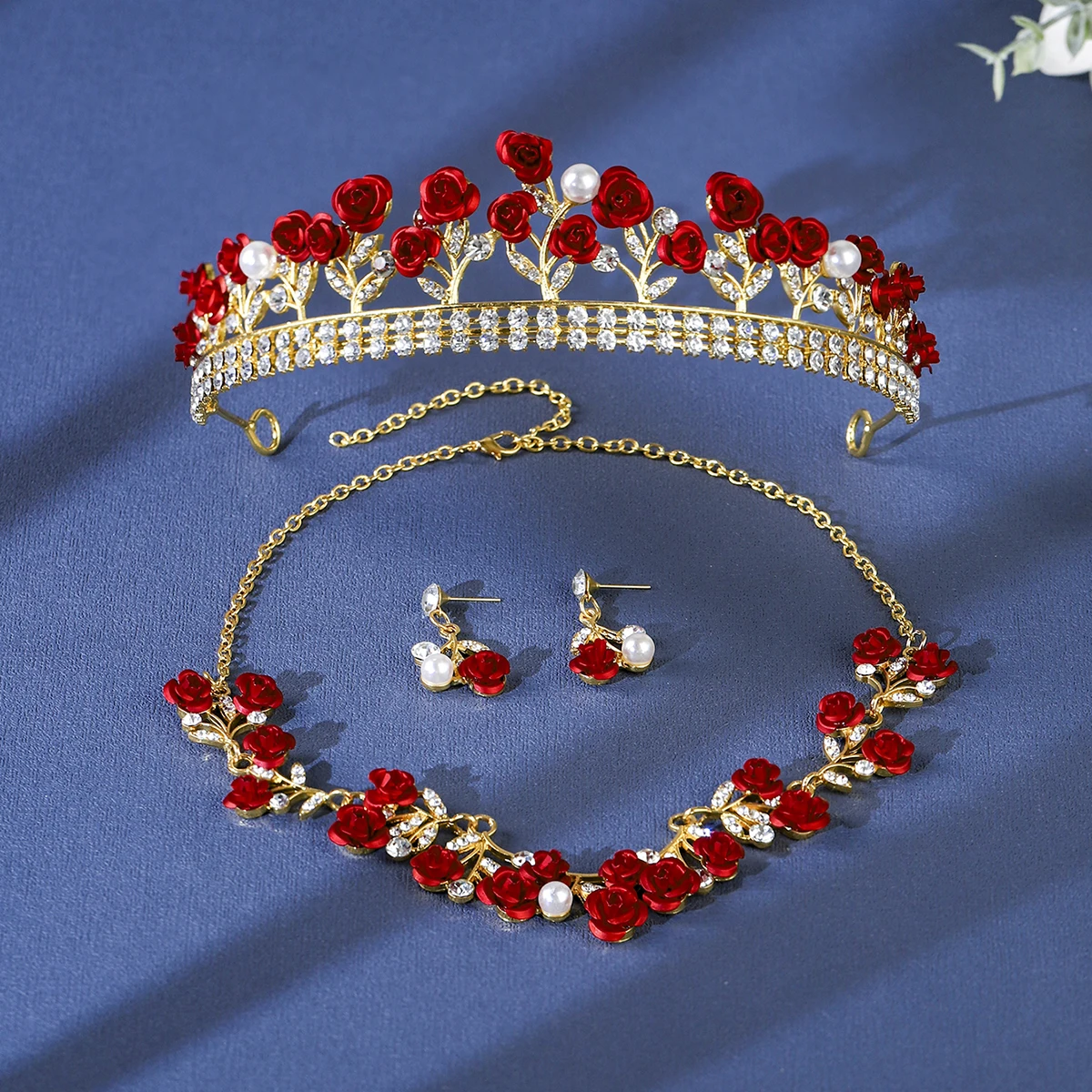 Aksesori perhiasan pernikahan pengantin desain elegan kalung dan Anting Set perhiasan pengantin tetesan air kristal berlian imitasi mewah