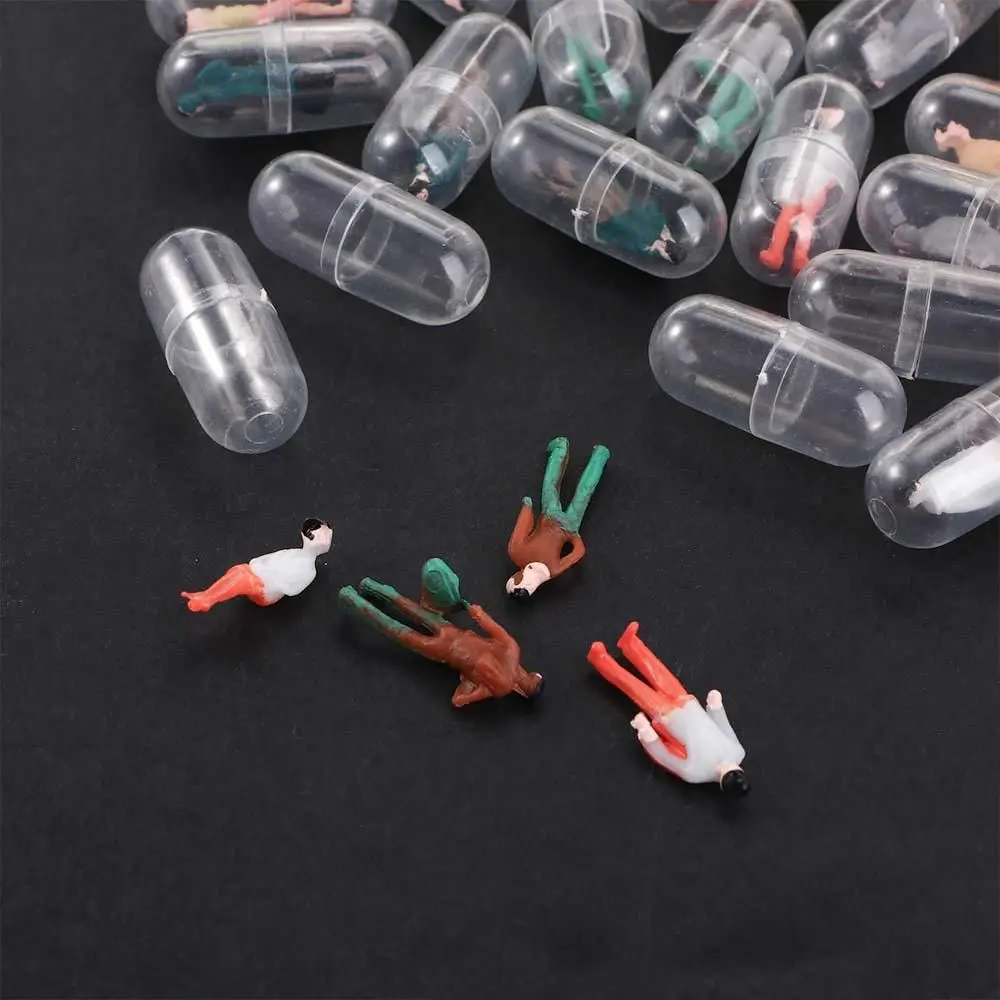 Mini Person Capsule Toy Bottle Splitters Plastic Pill Container Capsule Shell Figurines Capsule Villain Capsule Figurines