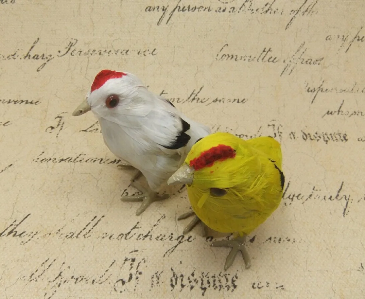 

a pair of small simulation yellow and white chicken toys lifelike small chicken dolls gift about 10x6x10cm