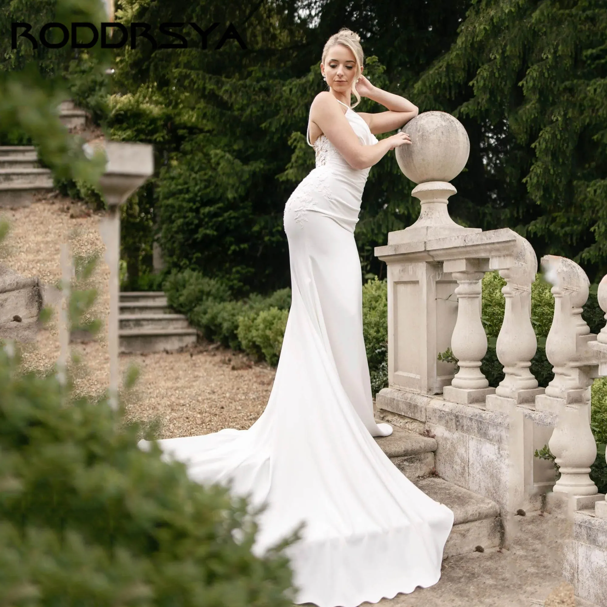 RODDRSYA Minimalist Destination Wedding Dress Spaghetti Straps Mermaid Bridal Gowns V-neck Elegant vestidos de novia Customized