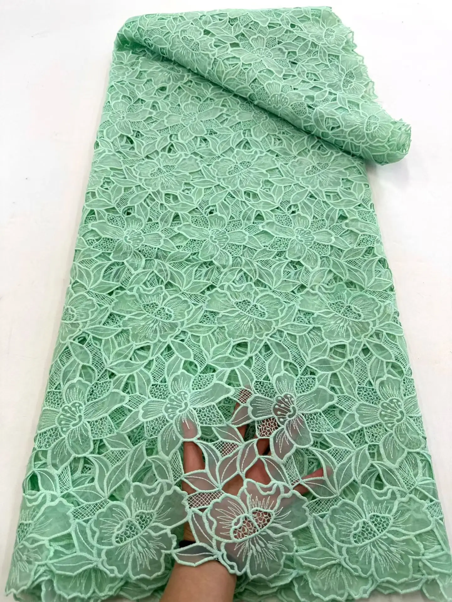 Tela de encaje de guipur africano de lujo verde, material de costura para vestido de fiesta de alta calidad soluble en agua nigeriano, M583-1