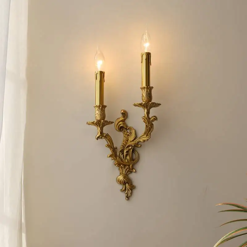 Mid-Century Luxury Wall Lamp Copper Carved Surface Wall Sconces Candle Lights for Regal Manor Decoration Lighting