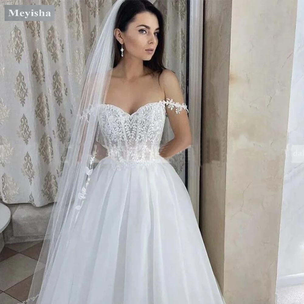 Customized ZJ6033 Vintage A-Line Lace Off The Shoulder Wedding Dresses 2025 Sleeveless See Through Bridal Gowns For Women