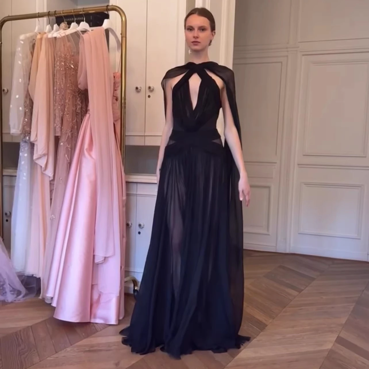 

Черное элегантное платье макси без рукавов с v-образным вырезом, женская уличная одежда на шнуровке, летние каникулы, длинные платья, облегающее платье с открытой спиной