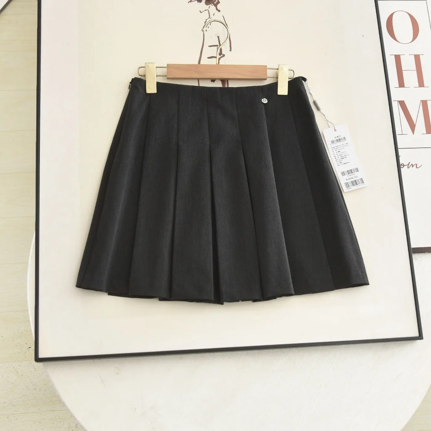 Elegant High Waist Grey Pleated Skirt Commute Friendly Versatile A-Line Half-length Poetic Series New Autumn Collection
