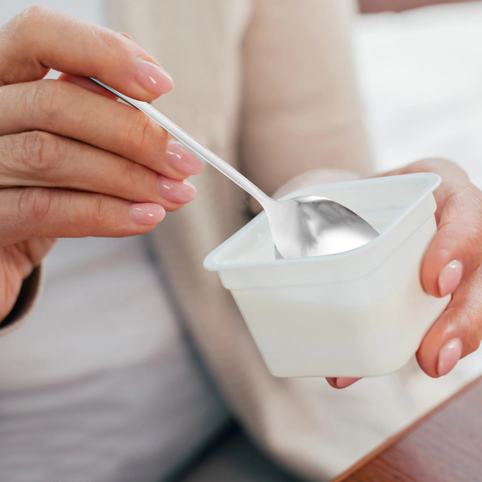 

4Pcs Coffee Soup Spoons Stainless Steel Serving Spoons for Home Restaurant Porridge Dinner Tableware Coffee Spoon