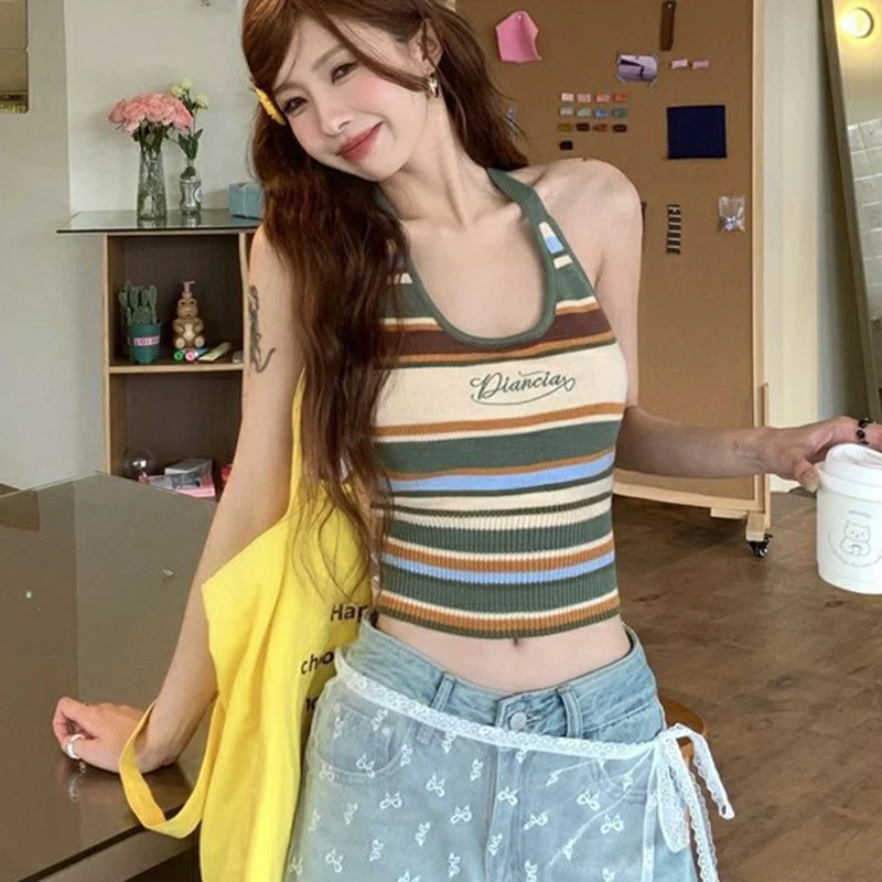 Streetwear Mix Color Stripe Canotte lavorate a maglia Donna Summer Beach Appeso al collo Gilet Donna 2025 Moda Slim Fit Y2K Gilet Donna