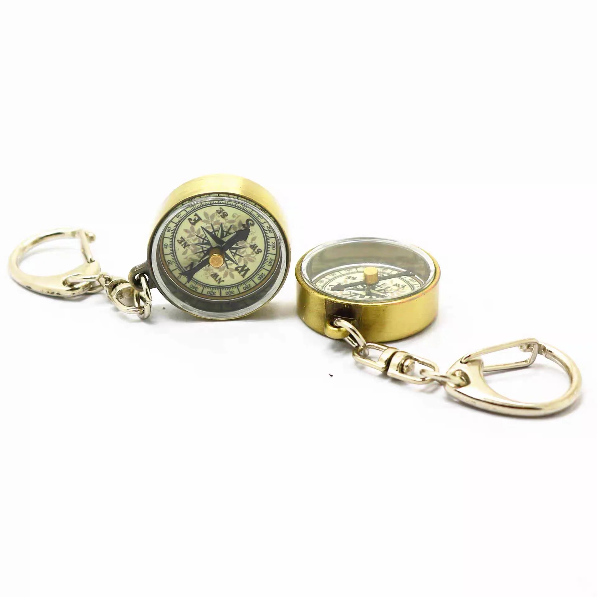 

2PCS Vintage Zinc Alloy Compass with Carabiner Keychain - Waterproof, Ideal for Hiking, Camping & Outdoor Adventures