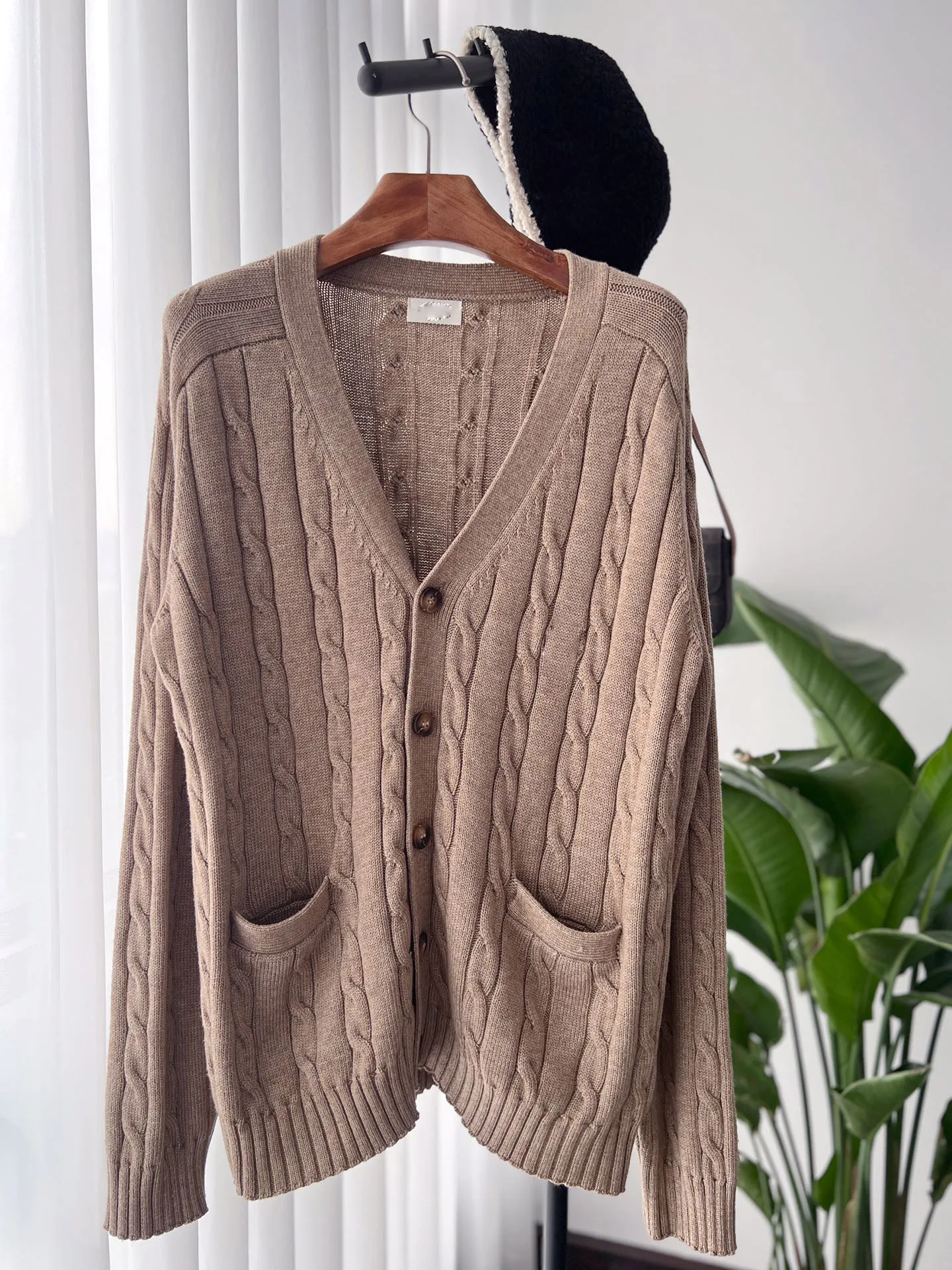 Women's Clothing High quality sheep wool yarn delicate and comfortable cardigan Autumn Winter New NO.9