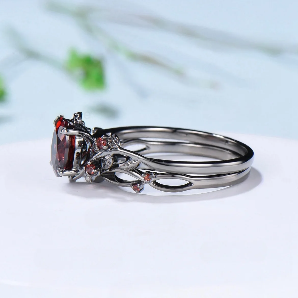 LATS 2pcs Assortment Vintage Red Crystal Rings Gun Black Rose Branch Cross Pair Ring Punk Zircon Fashion Jewelry Gift - Image 6