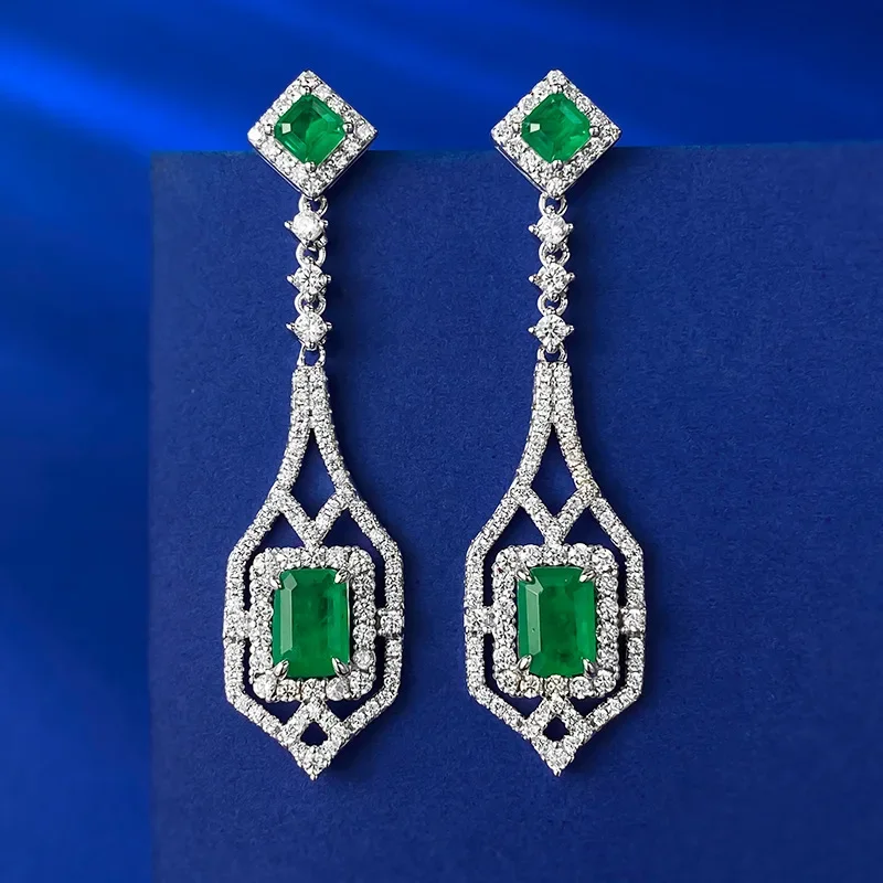 

2023 New S925 Silver Euro American 1 Carat White Zirconia Green Diamond Earrings Female Cross border Wish