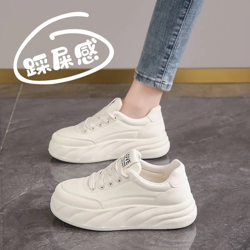 sneakers-bianche-da-donna-con-suola-spessa-e-morbida-superficie-in-pelle-nuovo-stile-autunno-inverno-versatili-con-fibbia-incrociata-e-punta-rotonda