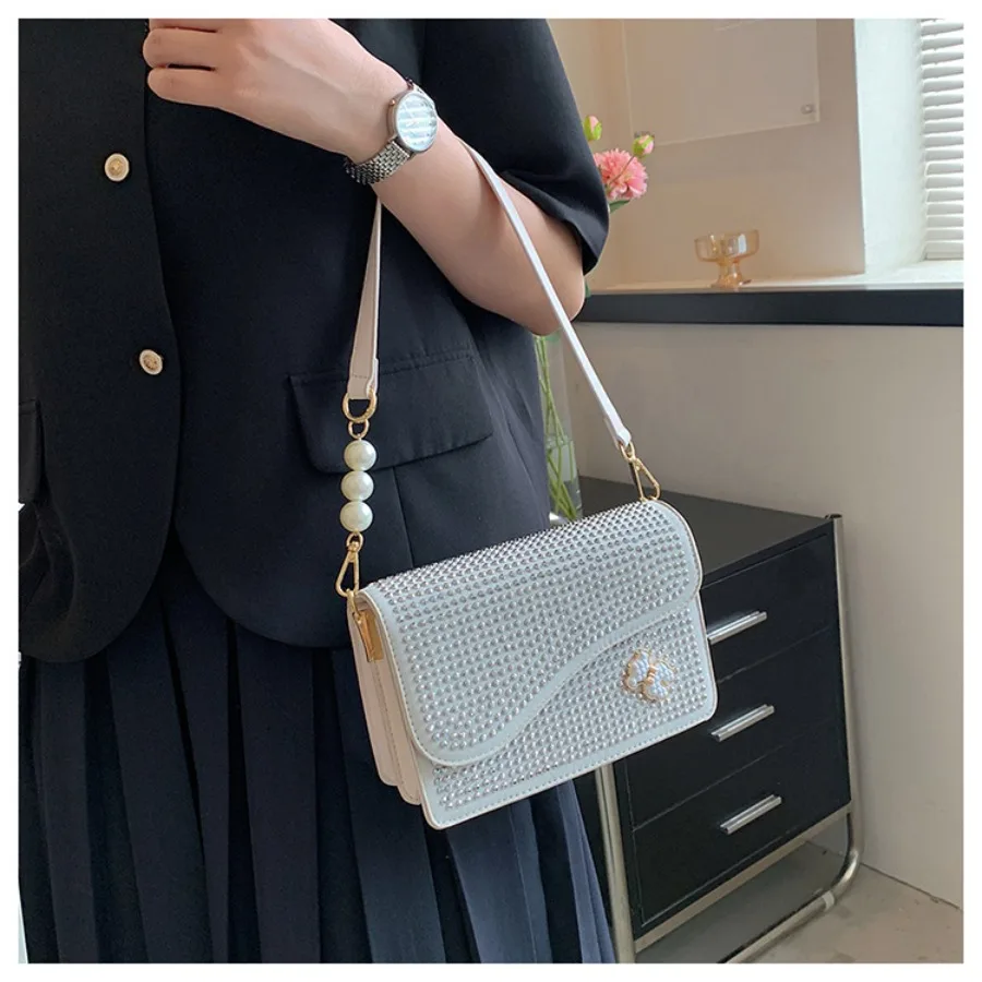 

Новая жемчужная нишевая сумка на цепочке, сумка под мышками, текстура в стиле ретро, модные яркие женские сумки через плечо с бриллиантами на одно плечо