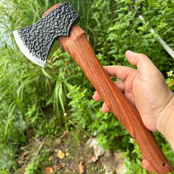 Outdoor Multifunctional Hand Forged Spring Steel Axe with High Hardness and Sharpness Suitable for Household Woodworking