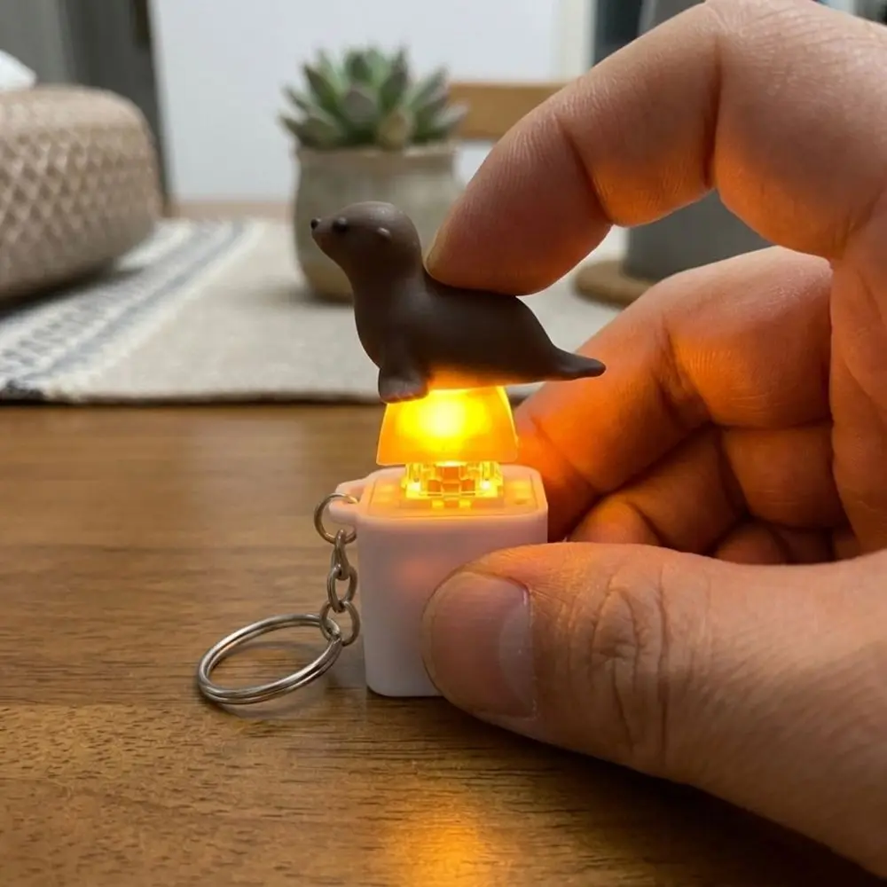 LED Light Animal Glowing Sound Keychain Clicky Sounding Novelty Seal Dog Light-Up Fidget Key Ring Cartoon Animal Plastic