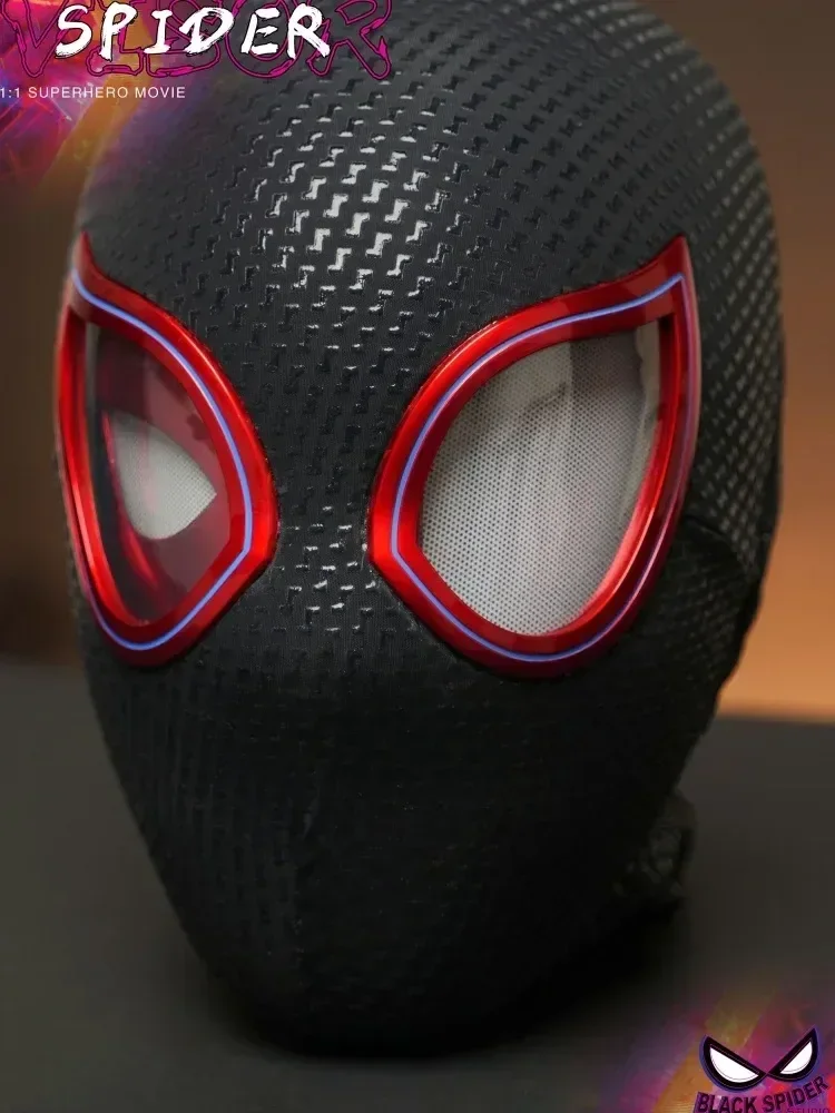 Maska elektroniczna do cosplay, noszona na głowie, sterowana pilotem, z ruchomymi oczami, dekoracja, kolekcjonerska zabawka, prezent dla dorosłych hobbystów cosplay. — 2