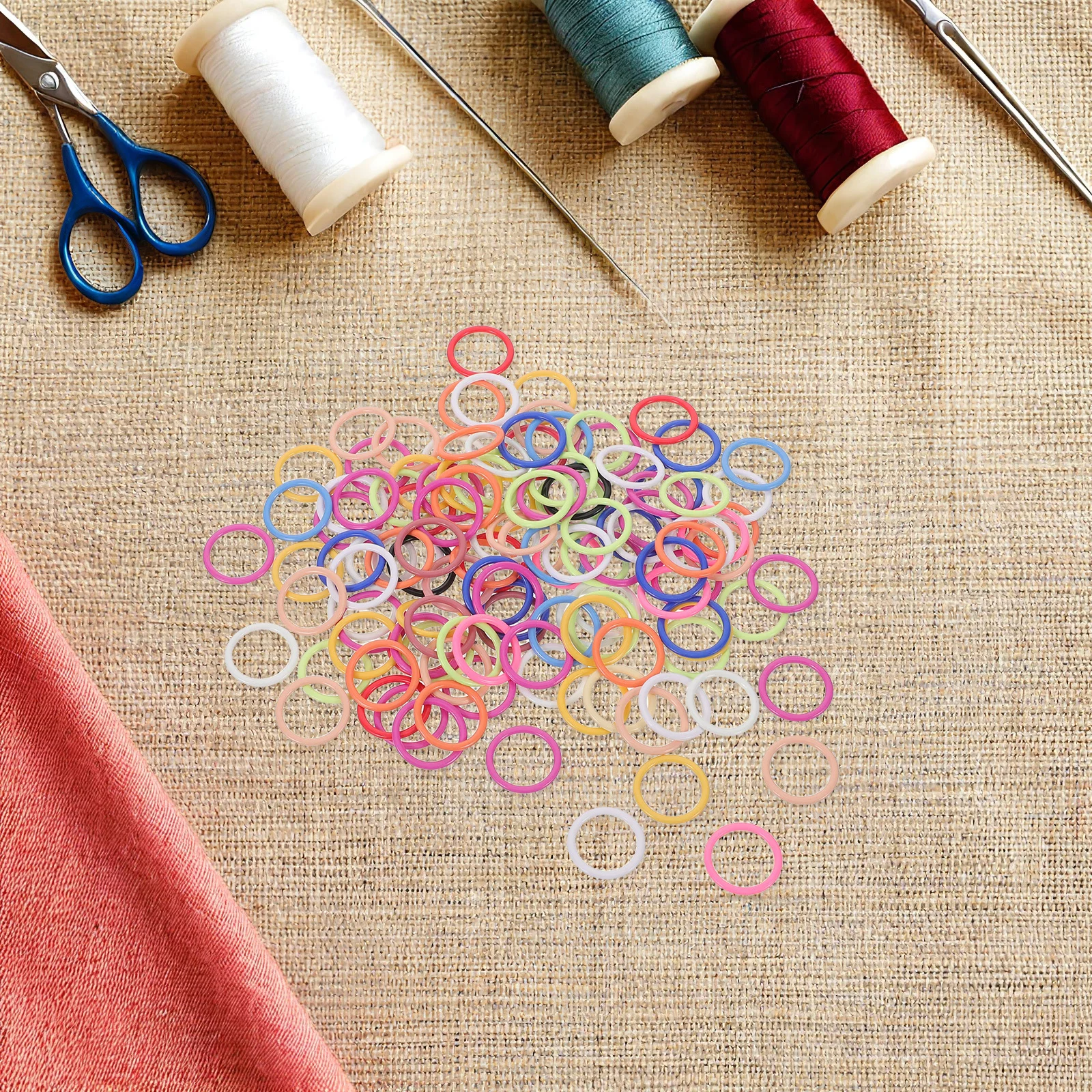 

200Pcs Knitting Stitch Markers Metal Multicolor Smooth Rings Crochet Stoppers for Sweater Scarf Knitting Accessories