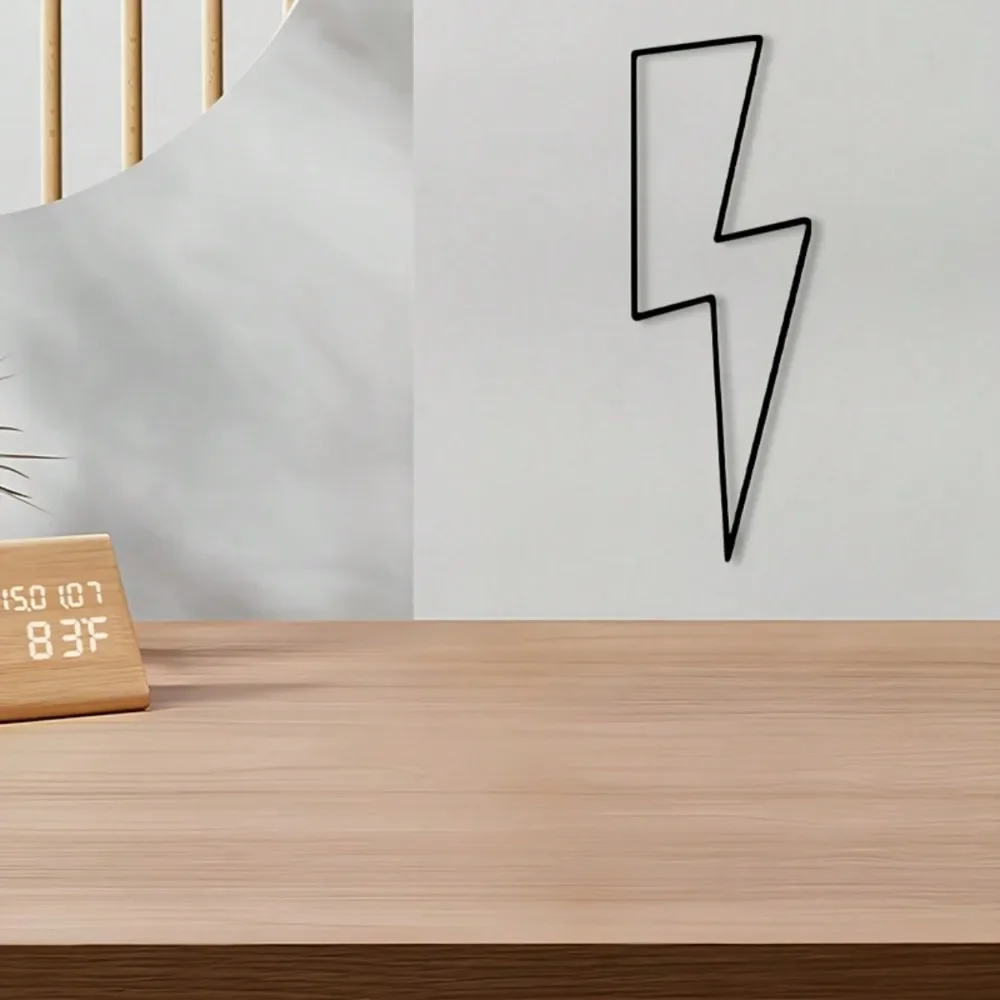 CIFBUY 3D Metal Wall Art Lightning Bolt Powder Coated Home Decor Teen Room Gift
