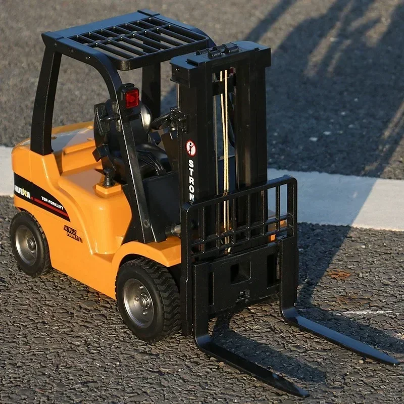 Huina-Coche de Control remoto para niños, carretilla elevadora de juguete de 1576g, camión de ingeniería de transporte grande, 1:10, 2,4