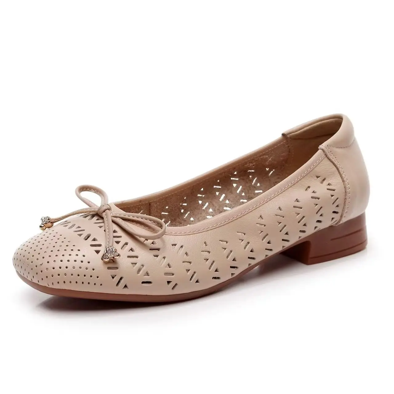 Zapatos de mujer de cuero genuino con lazo hueco, color nude, para primavera y verano, con suela suave, punta redonda, diseño bajo, tipo slip-on, tacón bajo, sandalias tipo clog.