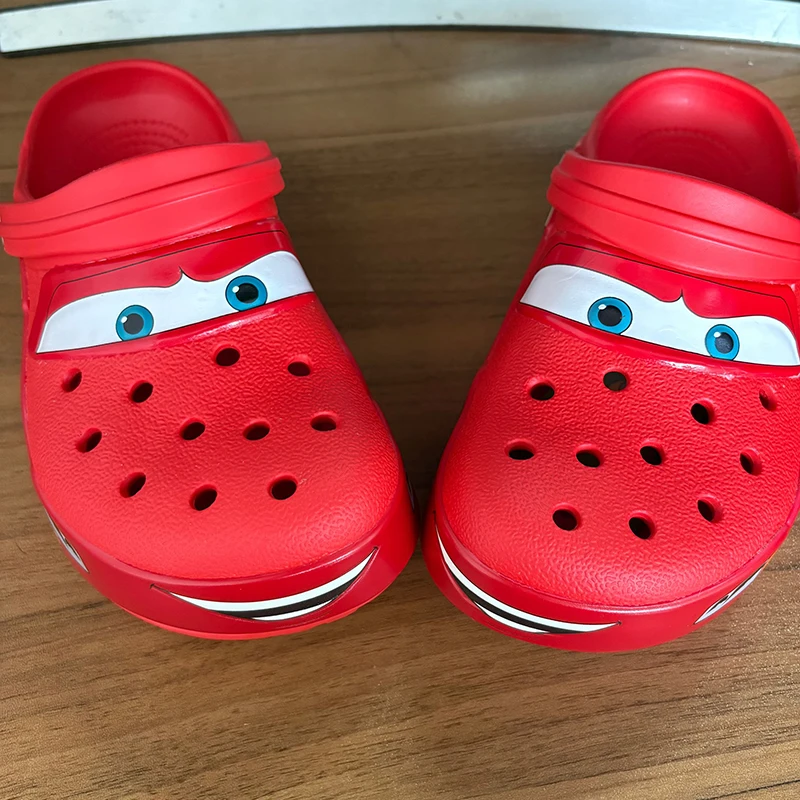 ผู้ใหญ่รองเท้าแตะกลางแจ้ง Lightninged Mcqueens ตัวเลข Pixar Cars การ์ตูนรองเท้าแตะกันน้ํา Breathable Eva รองเท้าไม่มีแสง