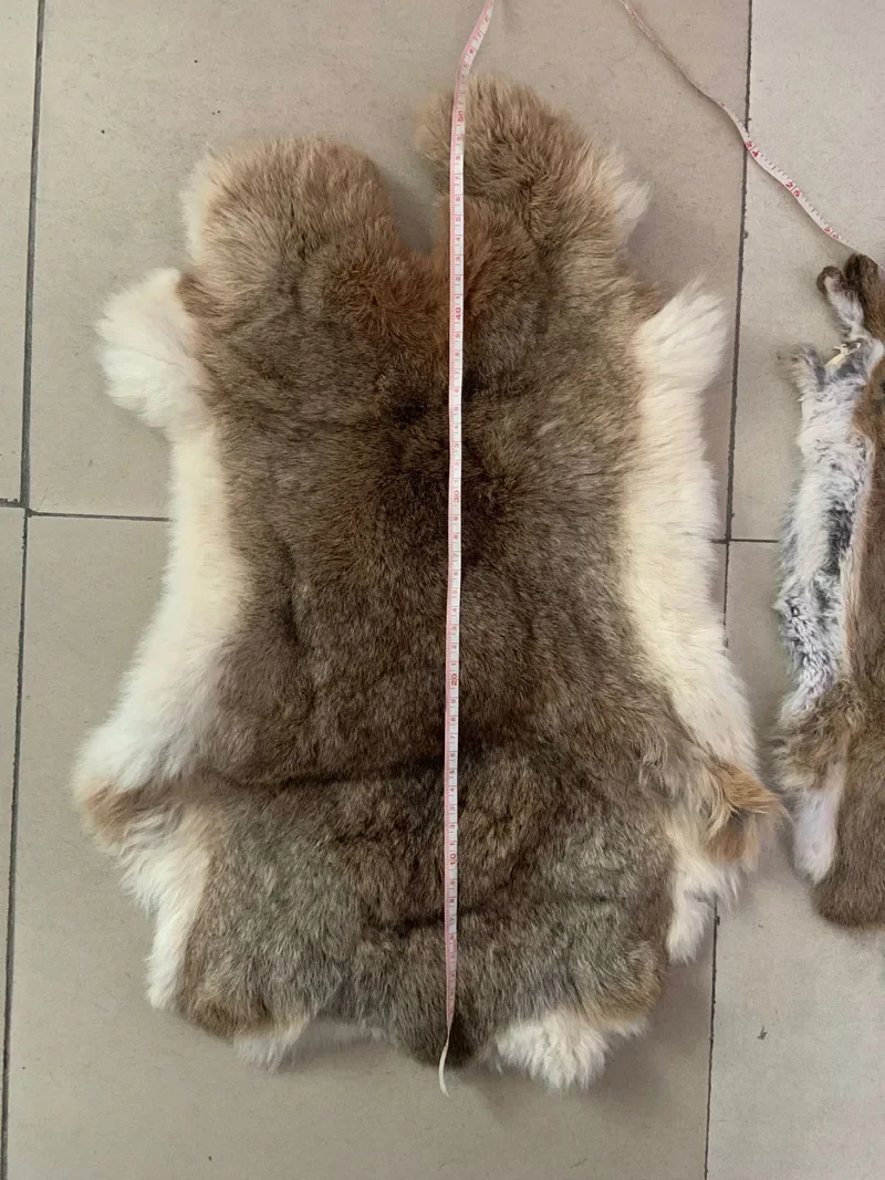 Big Size 45CM Lengh Real Nature Genuine Rabbit Fur Materials Whole Piece