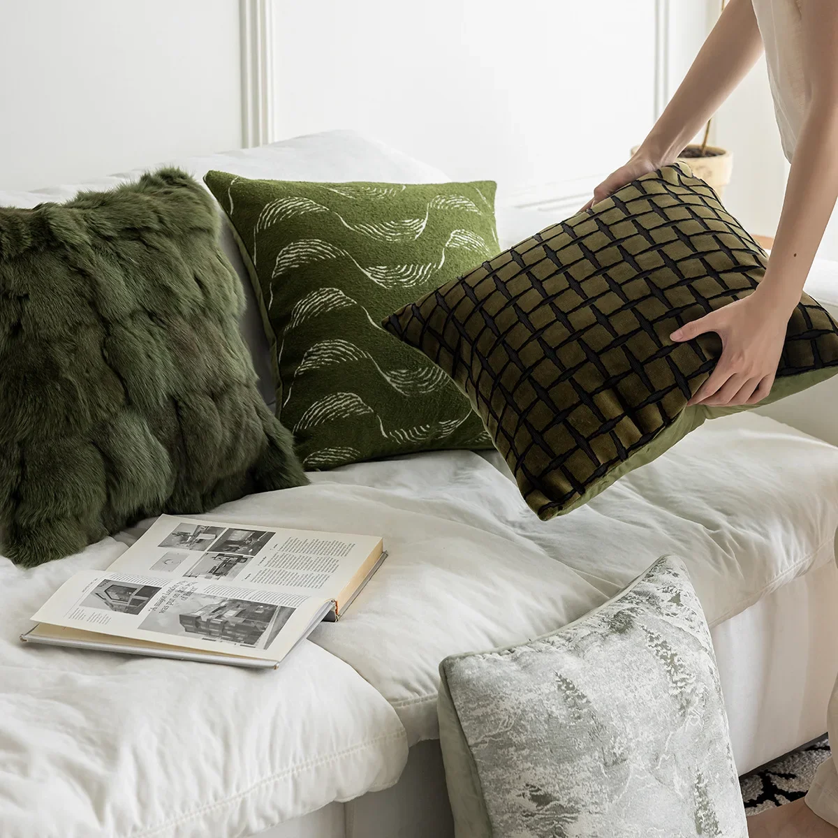 45X45CM Green Retro Throw Pillow Cover Luxury French Stamping Waist Cushion Cover Decor Home Decorative Pillowcase