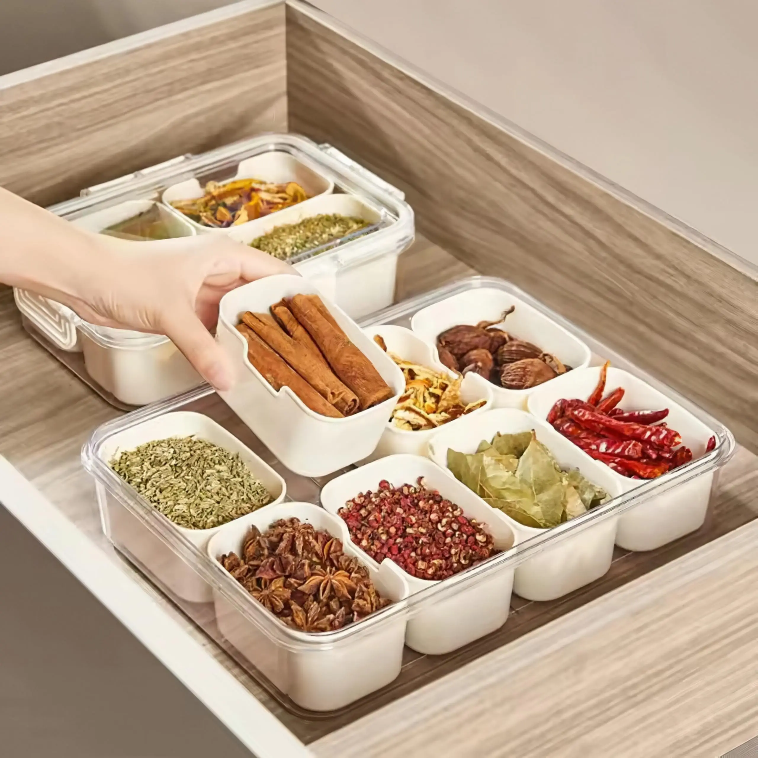 Scatola portaoggetti per condimenti, scatola portaoggetti per spezie, serbatoio sigillato Multi griglia integrato, serbatoio per sale a prova di umidità, forniture per la cucina