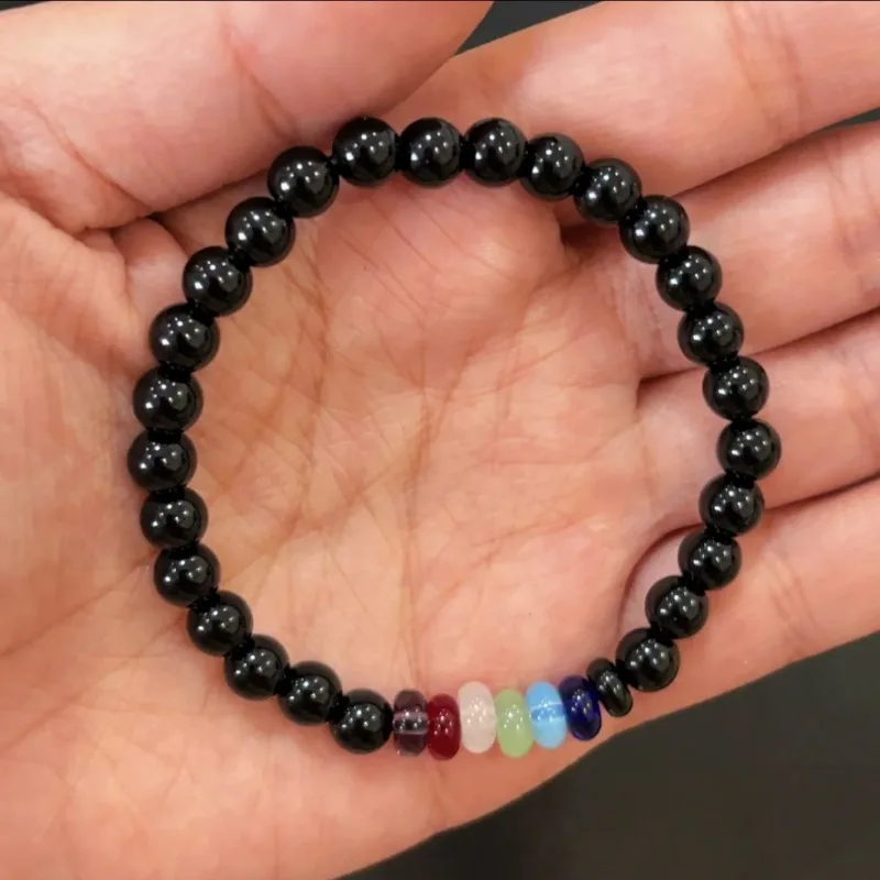 2025 G-Dragon macht eine starke Rückkehr zum gleichen Armband, buntes Energiesteinarmband, Persönlichkeit, Perlen, Idol-Peripheriegeschenk