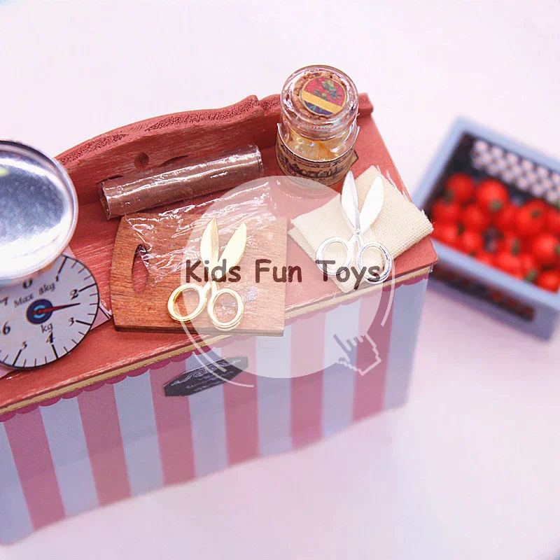 2Pcs 1:12 Dollhouse Miniature Metal Scissors Model Silver/Gold House Furniture Decor Toy