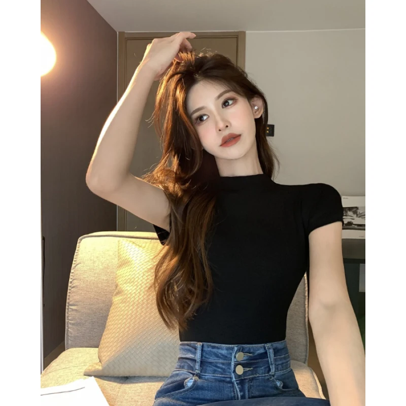 بلايز قميص الموضة الأساسية المحاصيل سيدة قصيرة الأكمام Crewneck نحيل تي شيرت الصيف المحملة للنساء Vintage قمة Harajuku Y2k الشارع الشهير