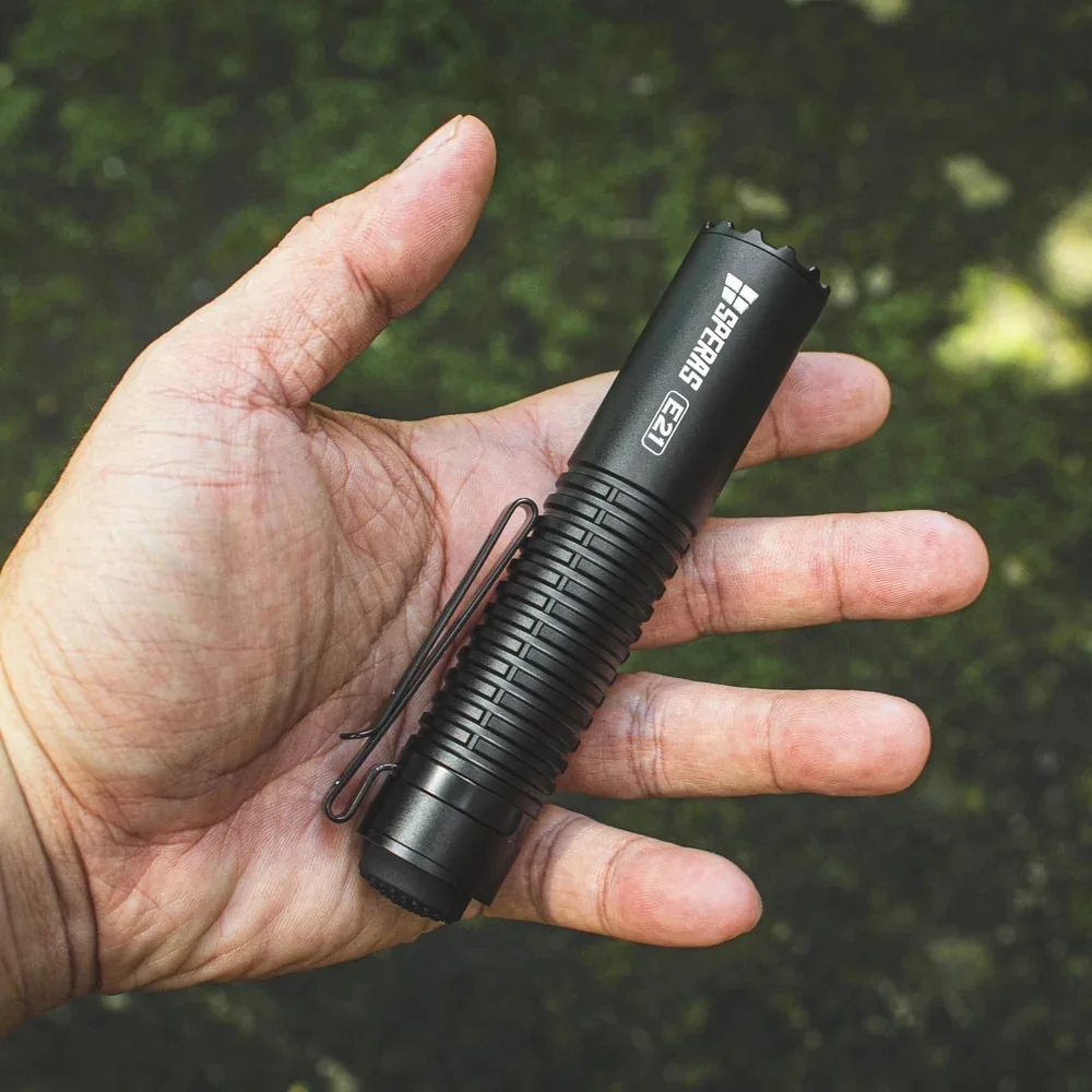 Speras E21 2000LM 2-in-1 Tactical Flashlight USB-C Rechargeable IP68 Power Bank EDC Torch