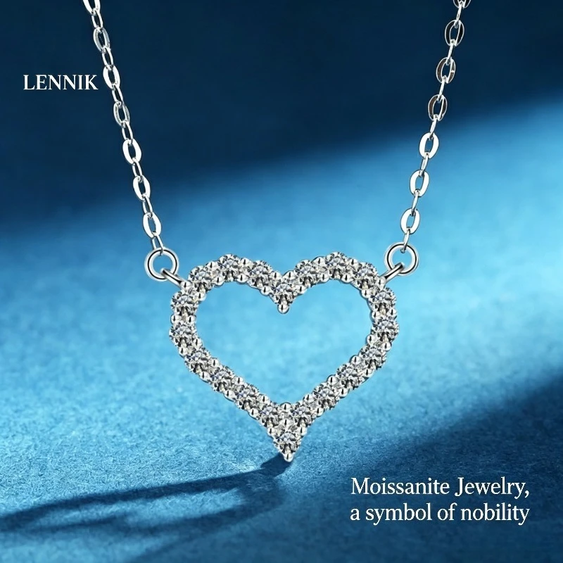 collana-lennik-s925-in-argento-con-pendente-a-cuore-traforato-in-moissanite-e-diamanti-per-donna