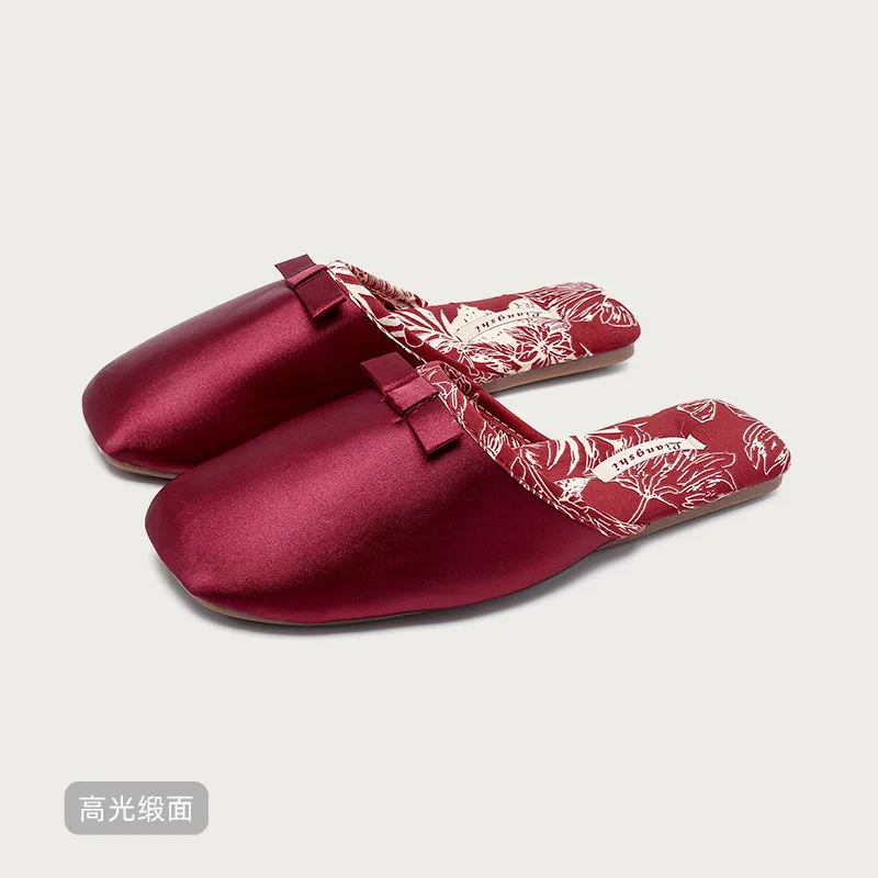 Variant: burgundy